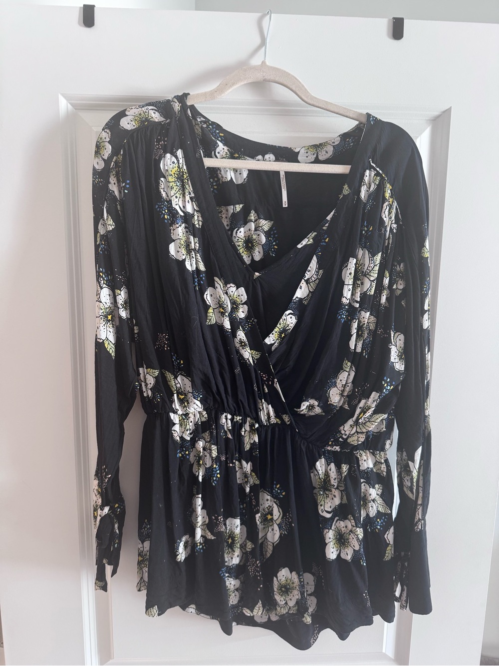 Free People Black Floral Long-Sleeve Tunic Blouse